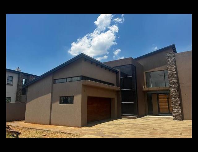7 BEDROOM HOUSE FOR SALE IN KEMPTON PARK